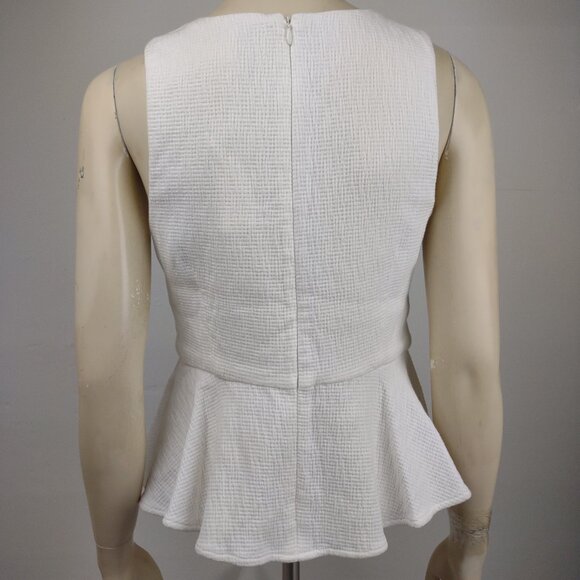 NWT HD in Paris white textured sleeveless peplum blouse top ladies size 8 - Picture 5 of 8
